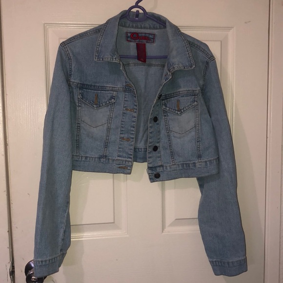 star. Jackets & Blazers - 💰4/$20💰 star denim crop Jean jacket large